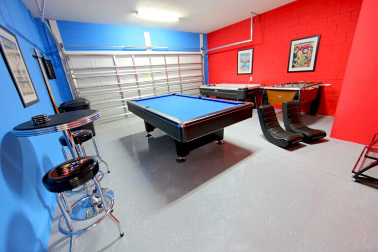 Billiard in a game room